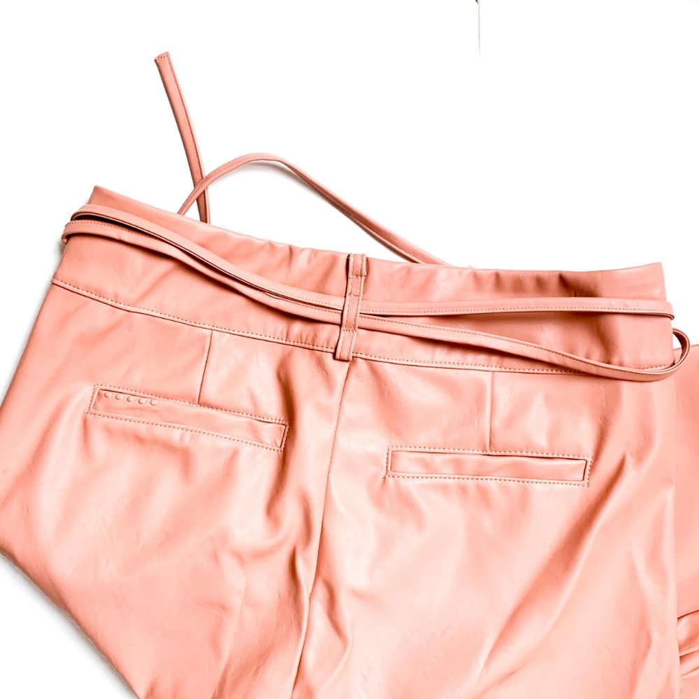 NWT anthropologie peach faux leather highrise pant - Picture 5 of 5